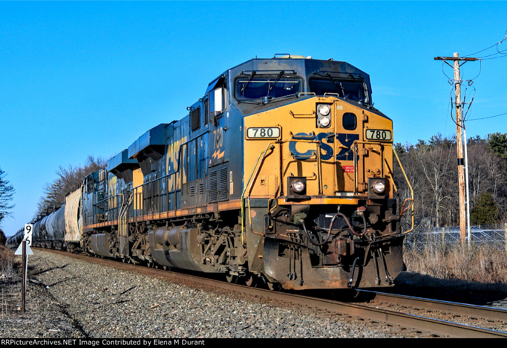 CSX 780 on B-775